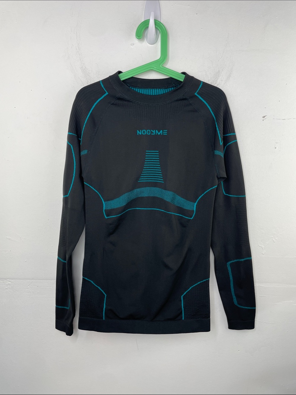 Nooyme Cycling Athletic Long Sleeve Shirt Gray and Teal Small Kids